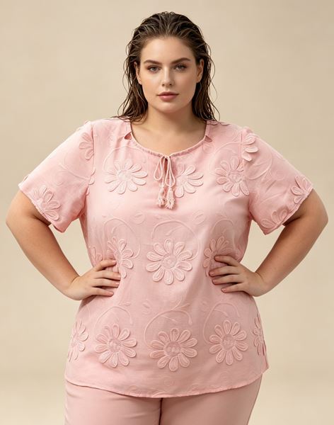 Picture of PLUS SIZE BLOUSE WITH FLORAL EMROIDERY